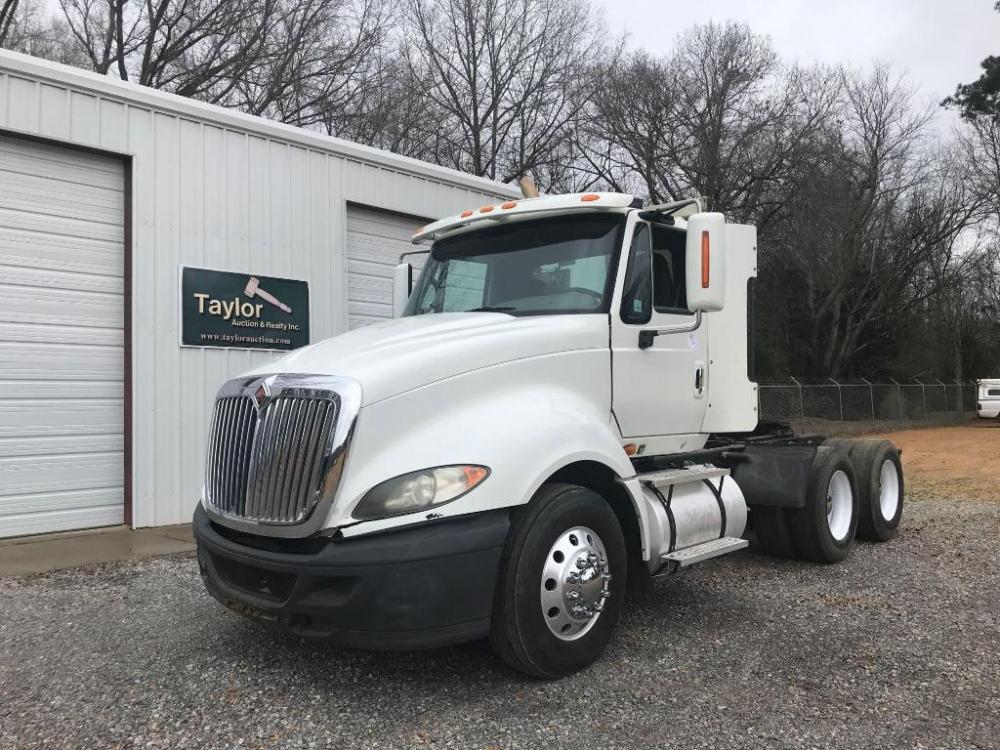 2010 International ProStar Premium Truck