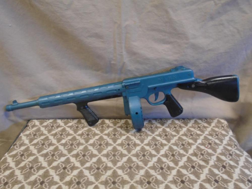 Marx Noise Making Tommy Gun