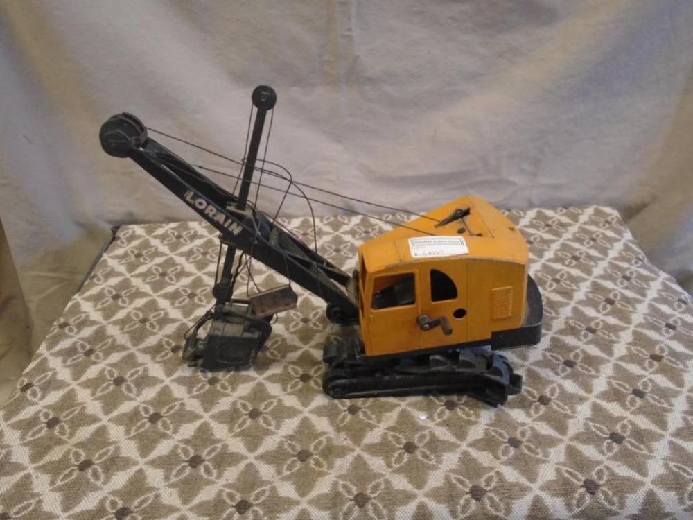 RARE. Reuhl Products Lorain Shovel Crane. Highly Detailed Cast Toy