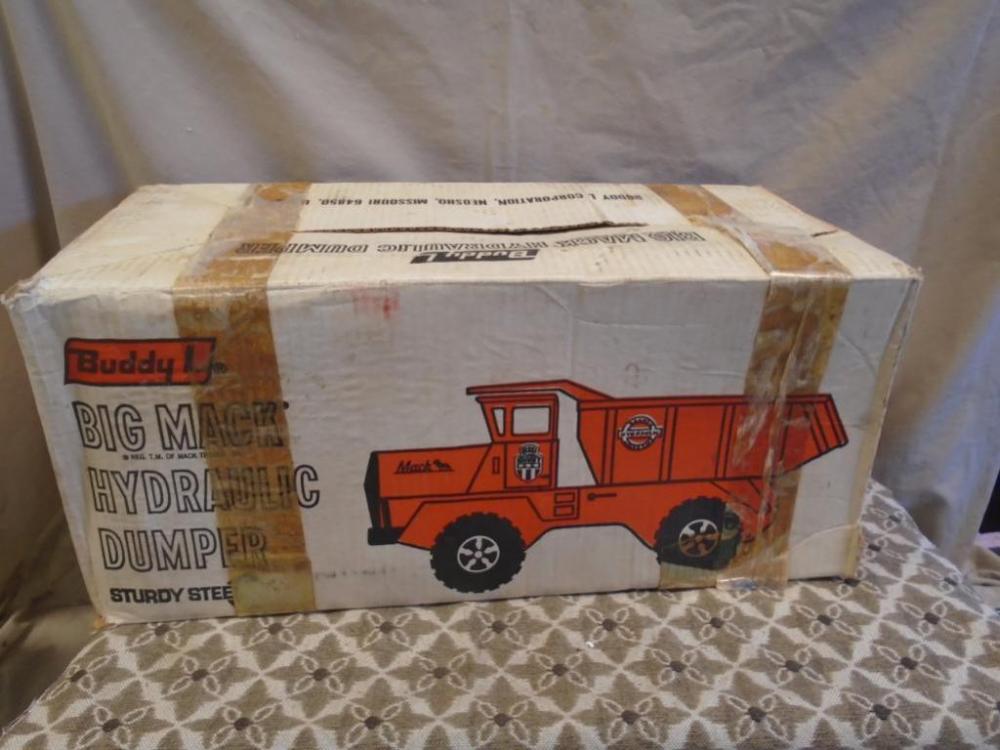 Buddy L, Big Mack Hydraulic Dumper with original box