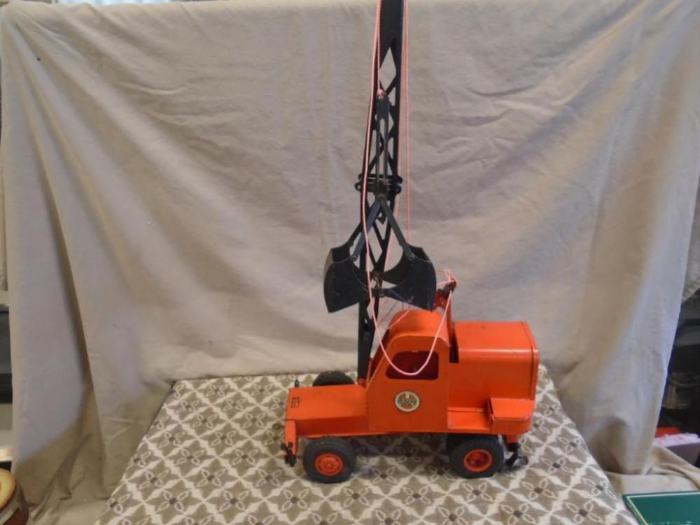 Model Toys, Unit, Rubber Tire, Clam Bucket Crane
