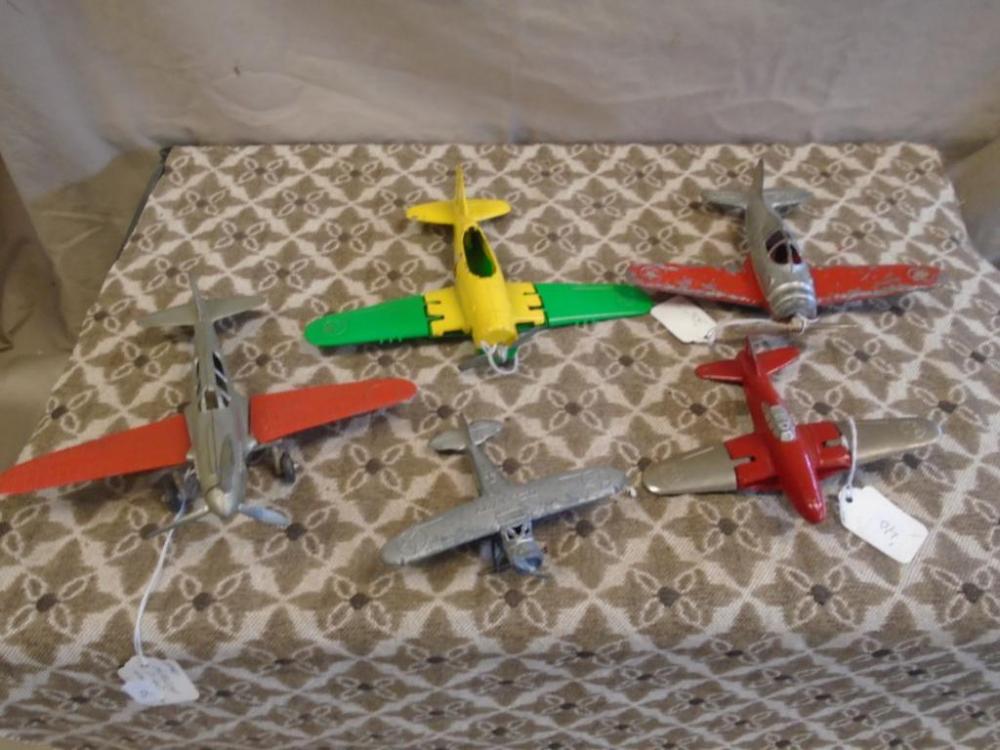 Lot of 5 Hubley Airplanes