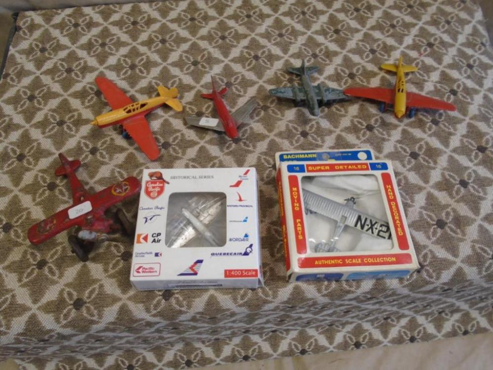 Lot of 7 vintage planes
