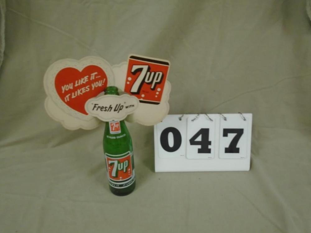 1953 7up cardboard lithograph bottle topper. Valentines. NOS