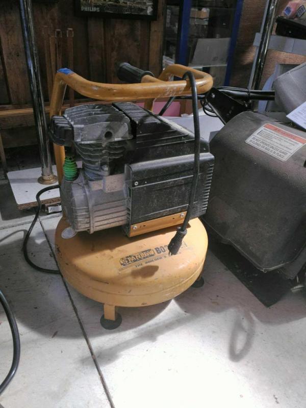 Air compressor