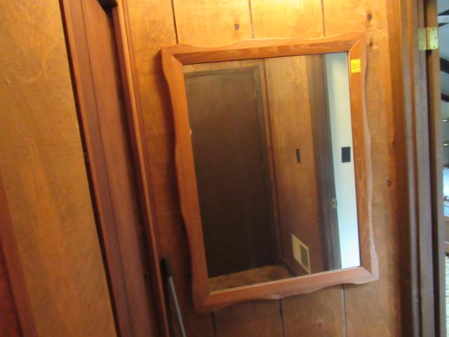 Hanging mirror
