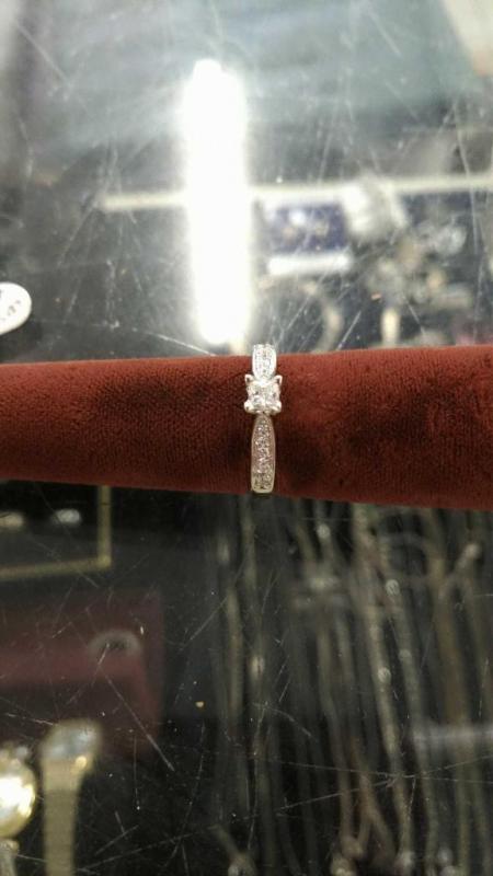Diamond ring