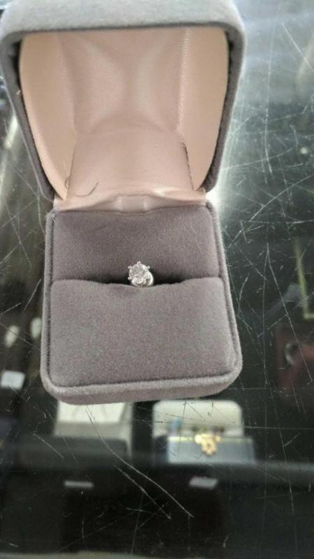 Diamond earring