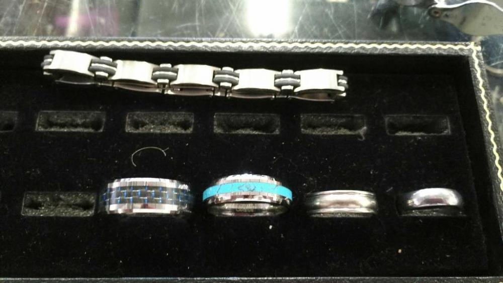 Mens jewelry