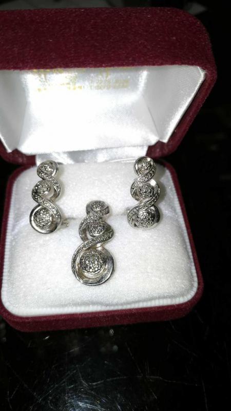 Earring set