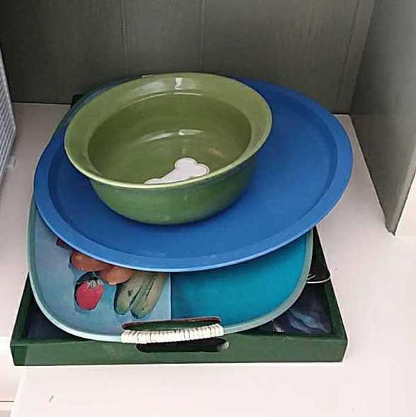 Contents of shelves