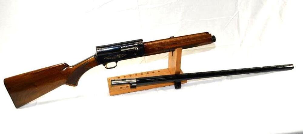 BROWNING A5 "LIGHT TWELVE" SHOTGUN - 12 GAUGE