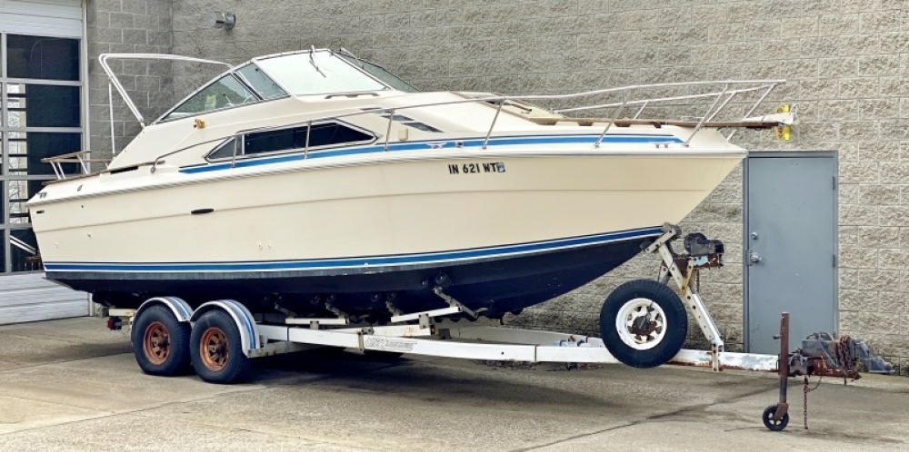 1980 Sea Ray Sundancer 260