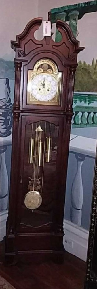Holland House Grandfather Clock, (working)