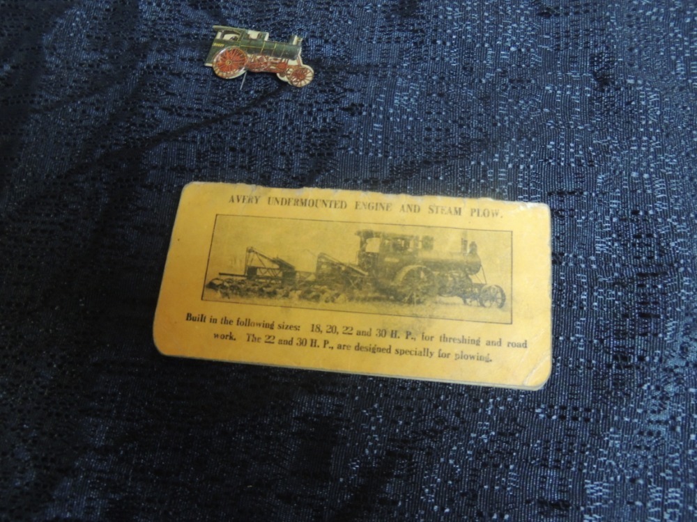 Avery Mfg. Co. Rare Tin Engine Pinback & Vest Ledger