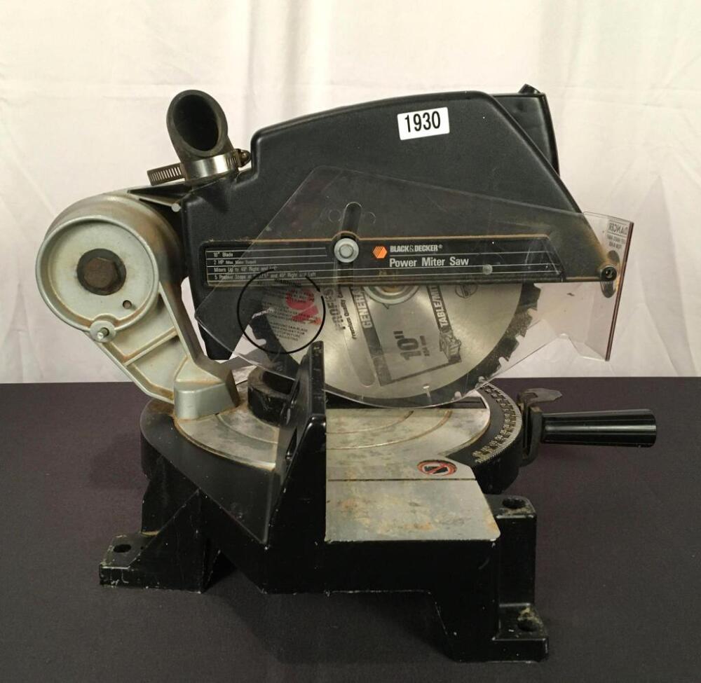 Black & Decker Power Miter Saw