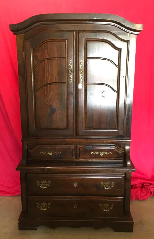 Wardrobe Cabinet