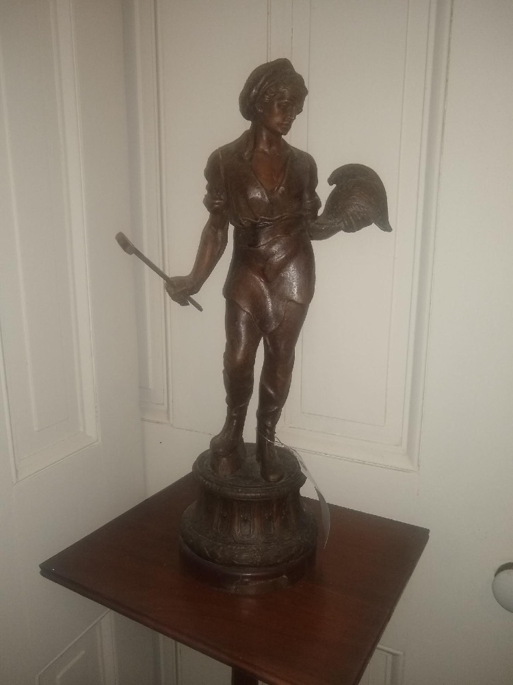 Le Figeroui Statue