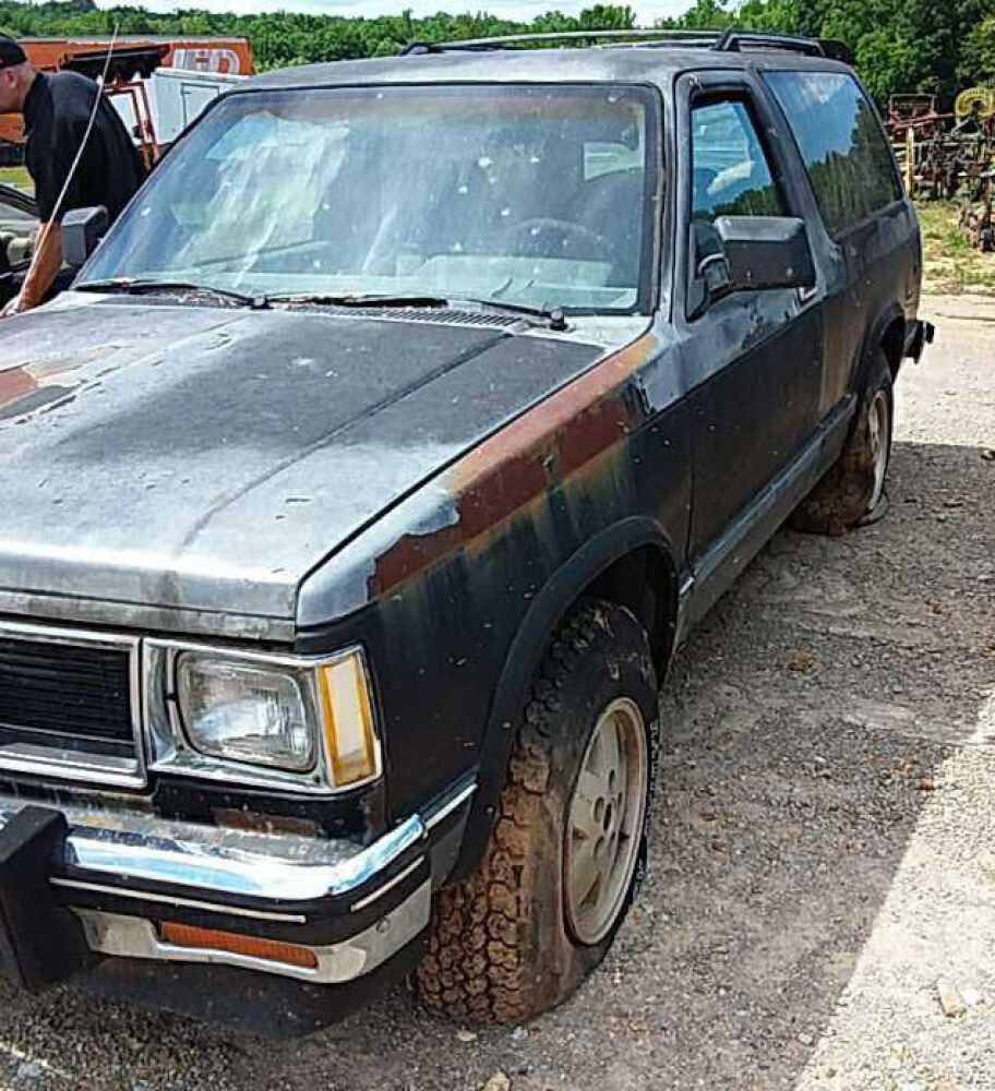 1986 GMC Jimmy, VIN: 1G5CT18R1G8503701, Inoperable