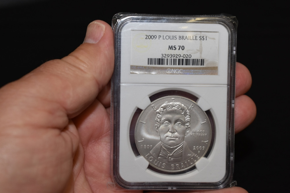 2009-P LOUIS BRAILLE DOLLAR