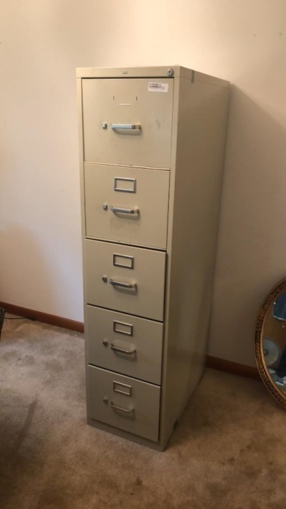 5 drawer Locking Metal Filing Cabinet with keys