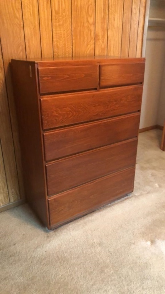 Vintage Chest of Drawers