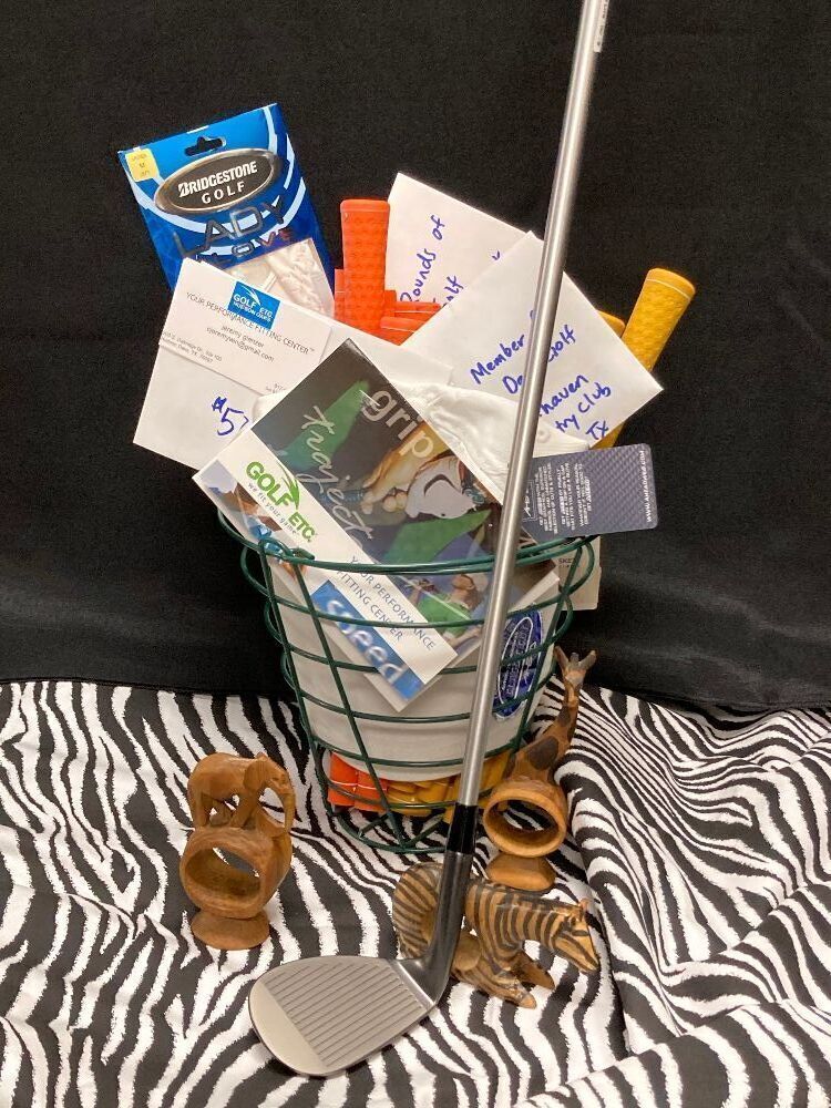 MAY THE COURSE BE WITH YOU - Golf Package