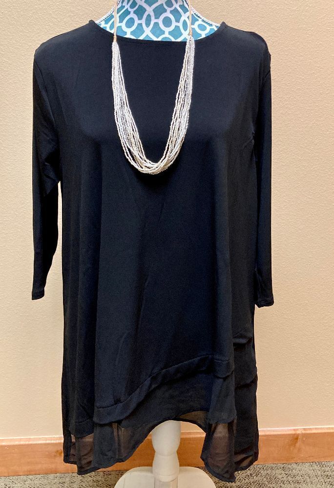 Black Multi-Layered Look