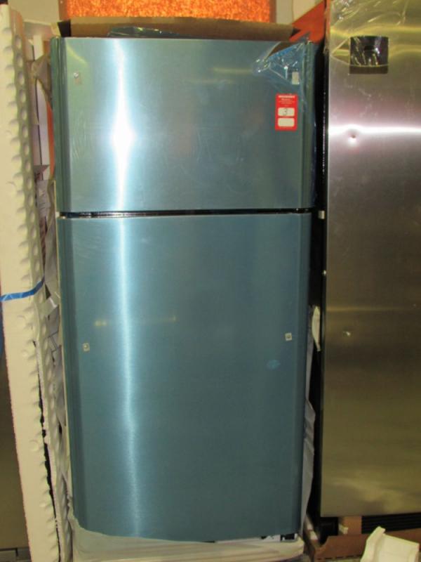 Kenmore 256.6888301C   Stainless Refrigerator