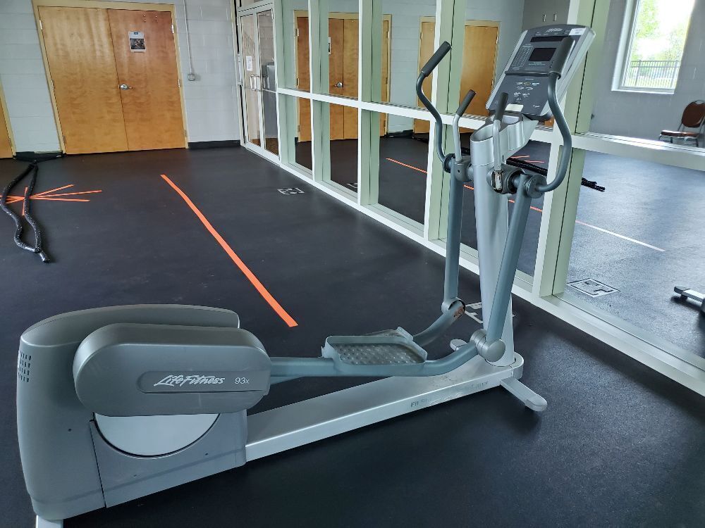 Life Fitness Eliptical