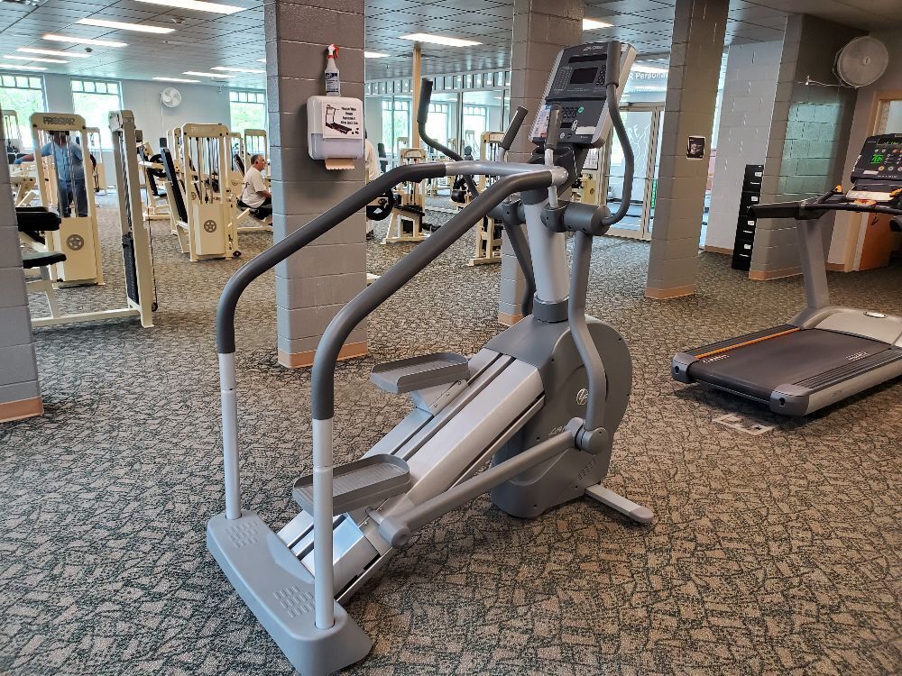 Life Fitness Stair Stepper