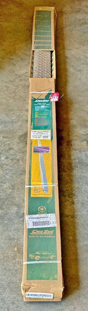 DeeZee Brite-Tread Wrap Side Bed Caps