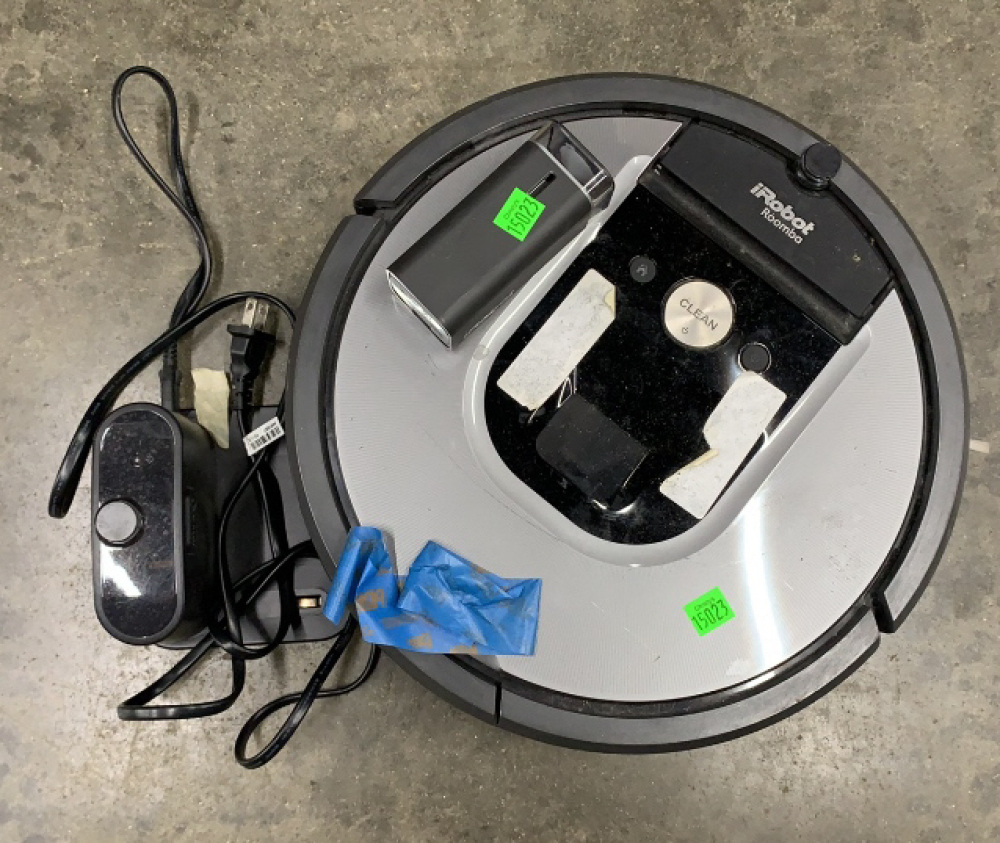 Irobot Floor Vacuum Untested image