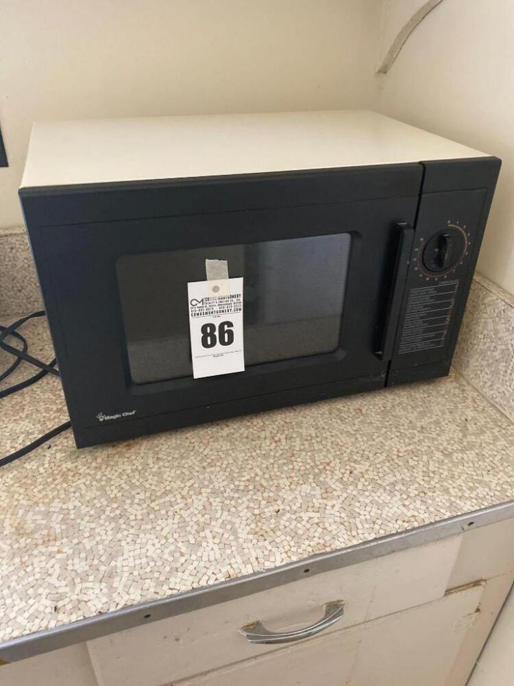 Magic Chef Microwave Oven