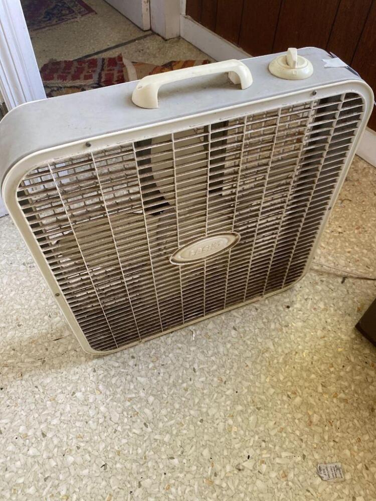 Lasko Box Fan