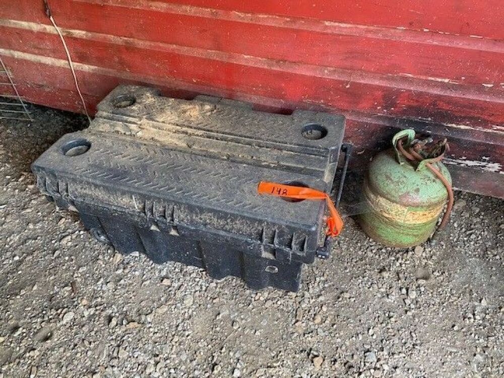 Plastic Truck Box and Air Tank