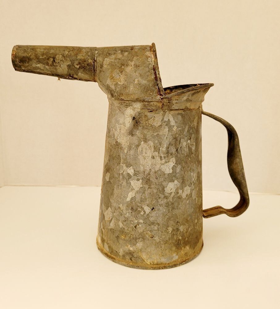 VINTAGE MOTOR OIL DISPENSER GALVANIZED 1 QT