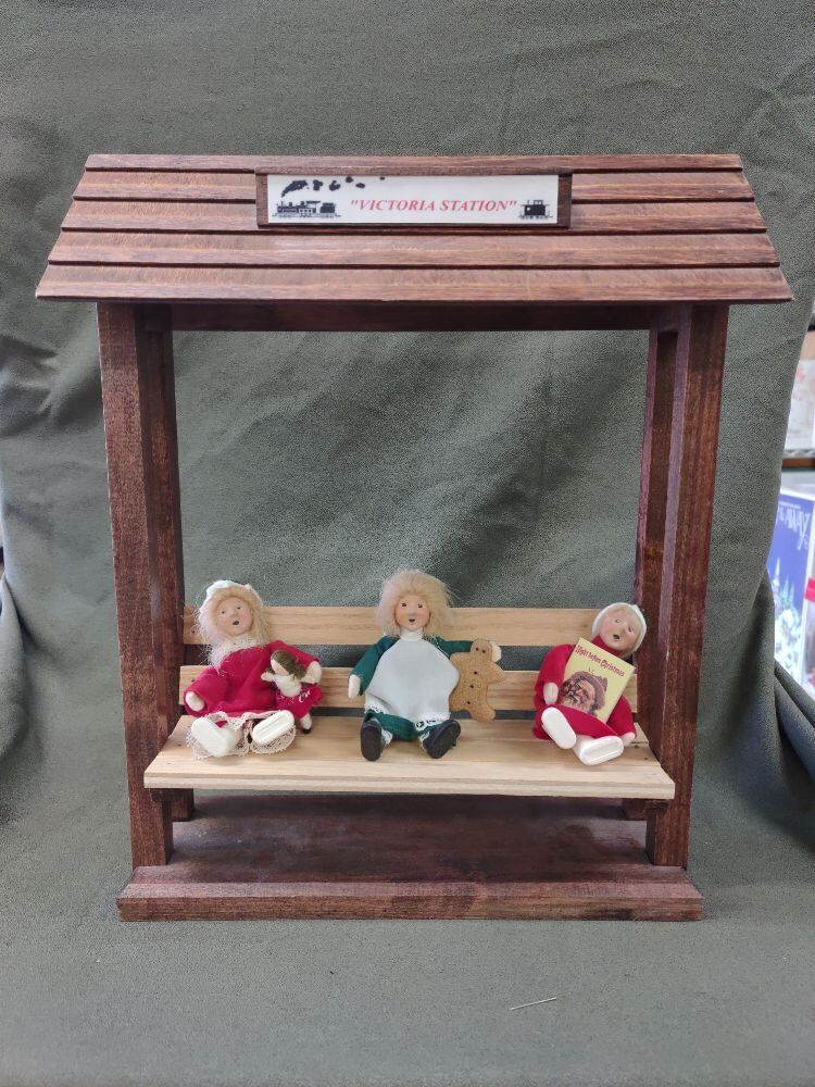 3 Byers' Choice Children Sized Carolers with Victoria Station Bench