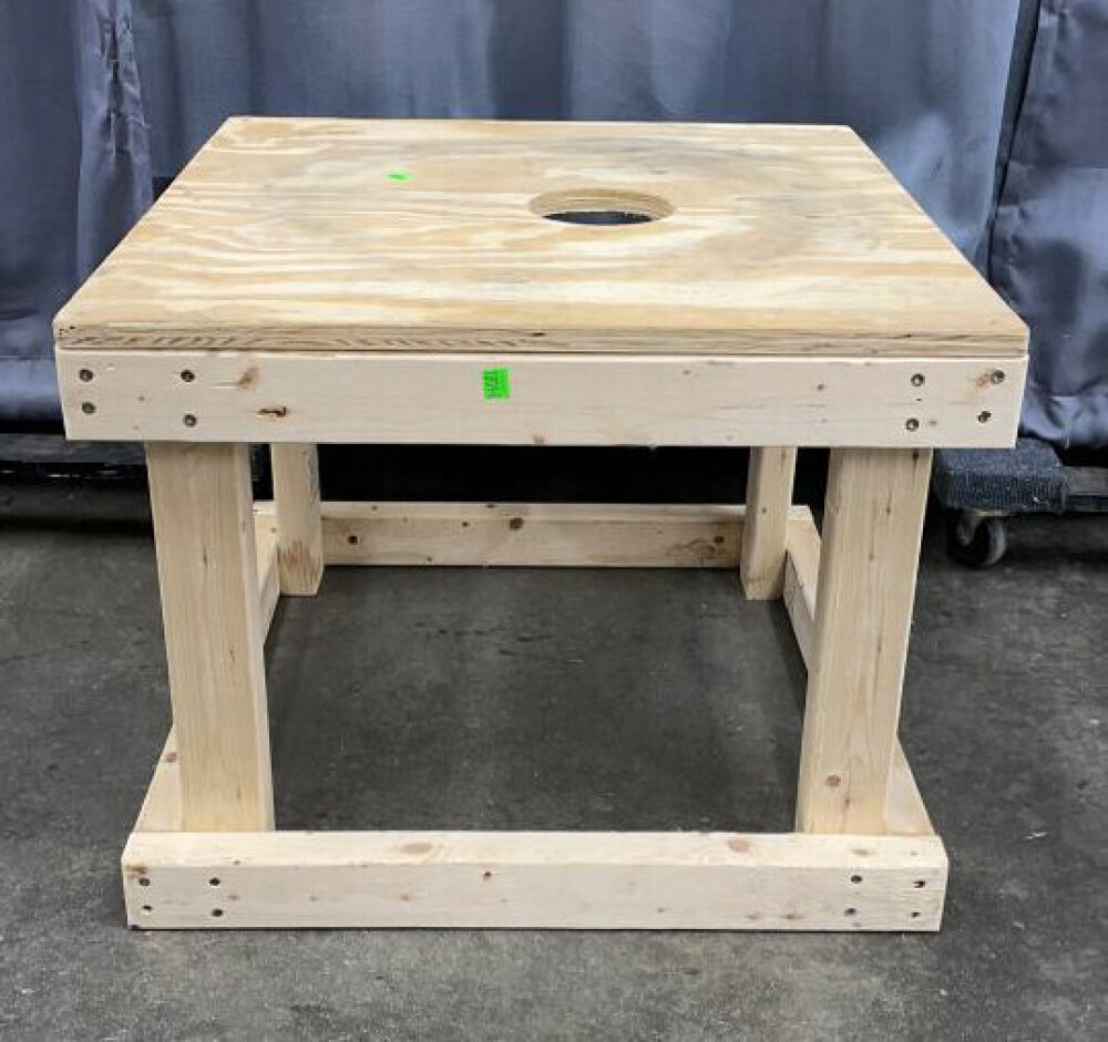 Plywood Box Stand 24x24x19 image