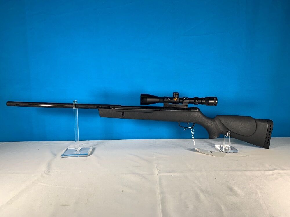 Gammo Big Cat  .177 cal pellet gun