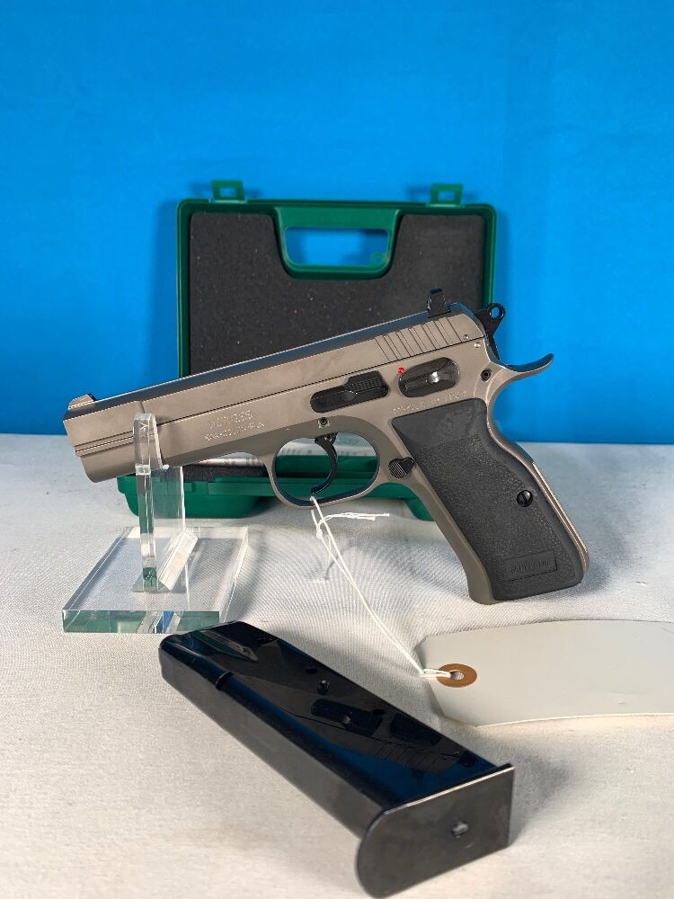 EAA Witness Semi Automatic  Serial Number: EA25627