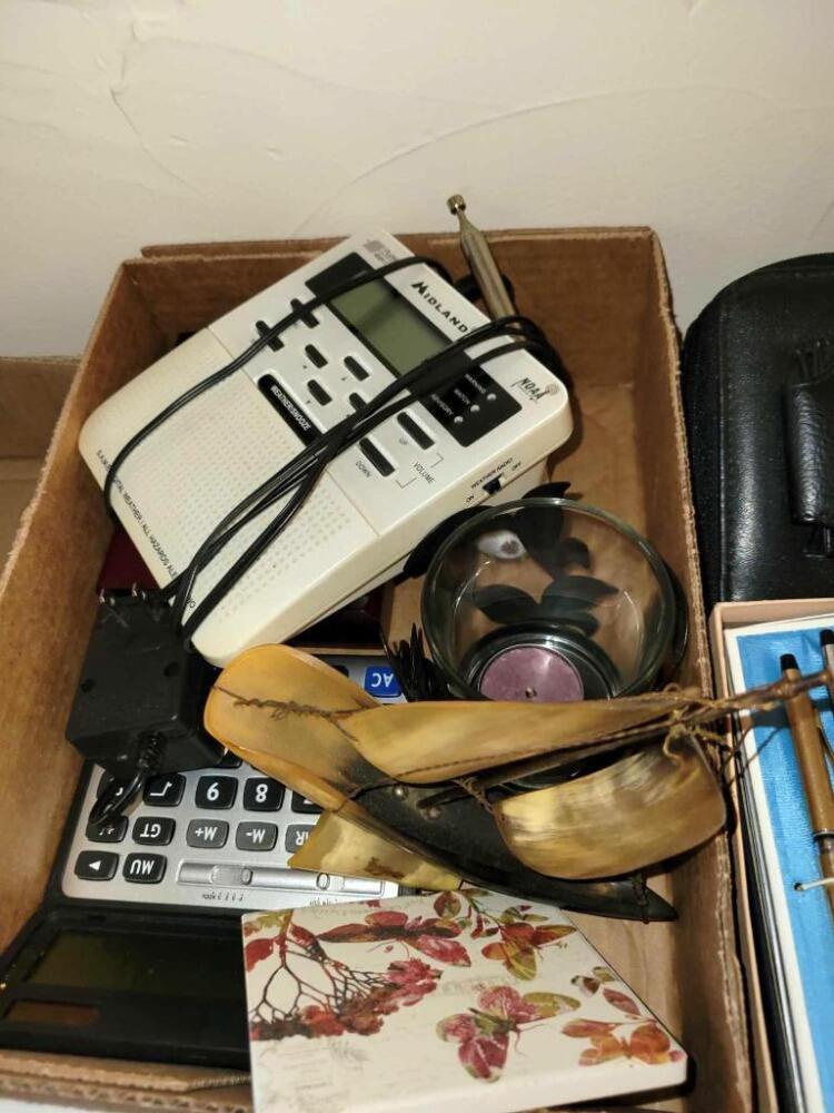 Office supplies image