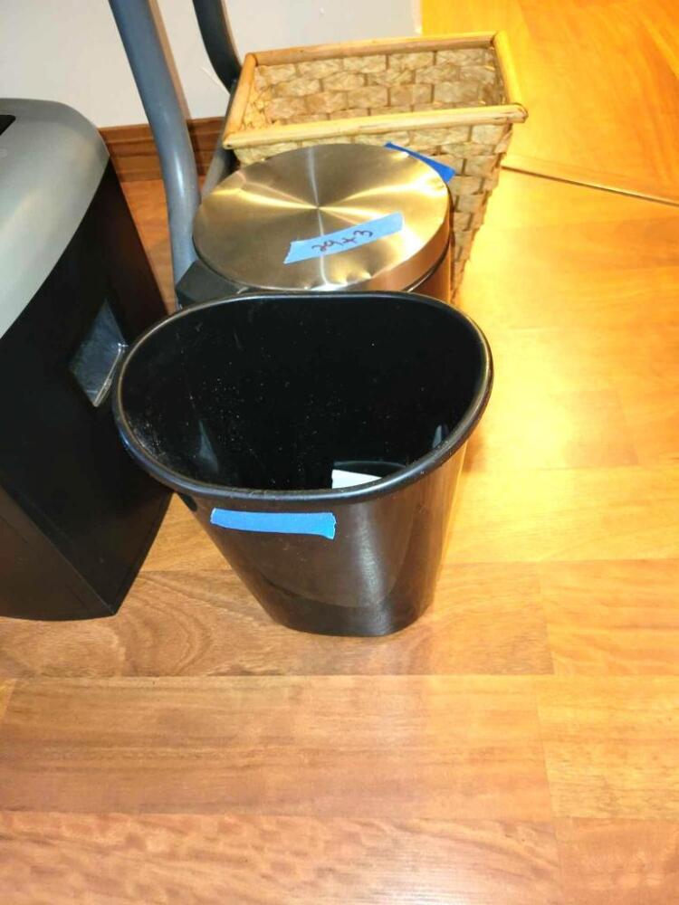 Trash cans image