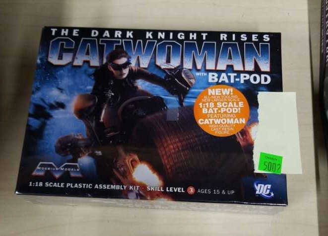 New Sealed Catwoman Bat Pod Model Kit