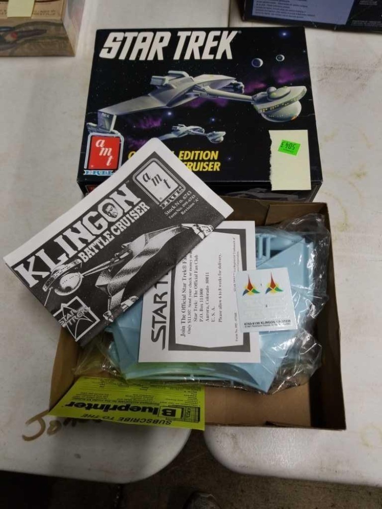 New 1991 Amt Star Trek Klingon Cruiser Kit