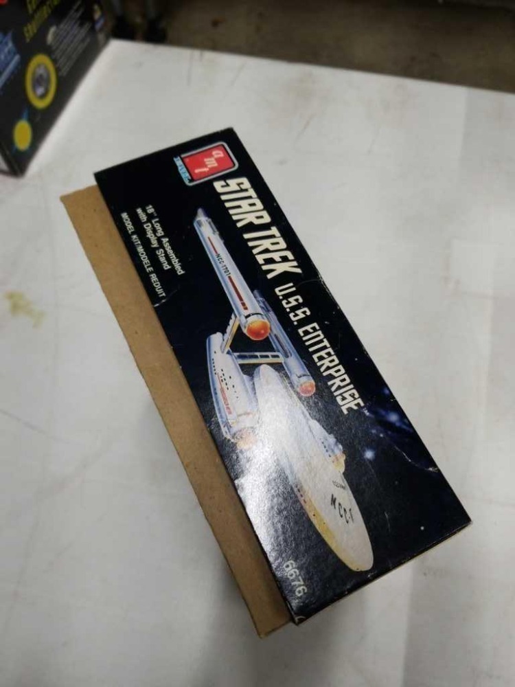 New Amt Star Trek Uss Enterprise Kit