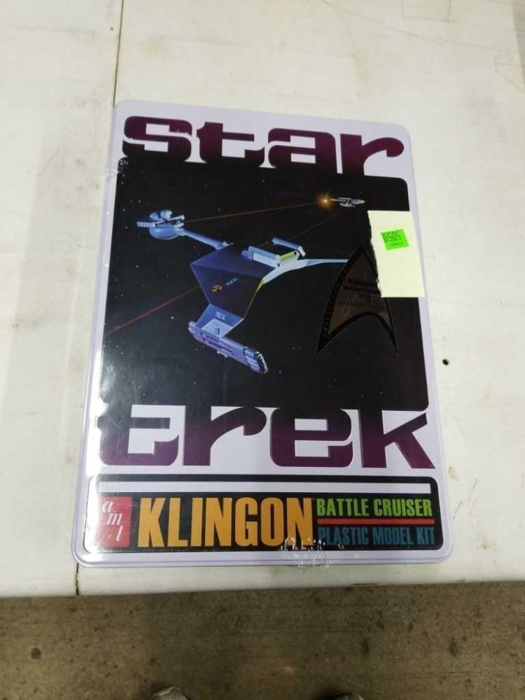 Sealed Amt Star Trek Klingon Kit