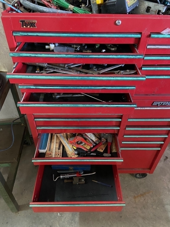 BIG RED TOOLBOX W/ CONTENTS