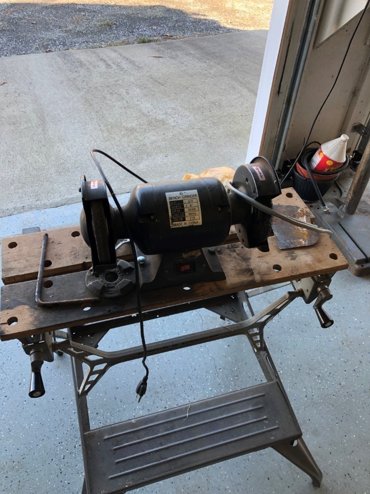 6" Bench Grinder with Black & Decker WorkMate Bench