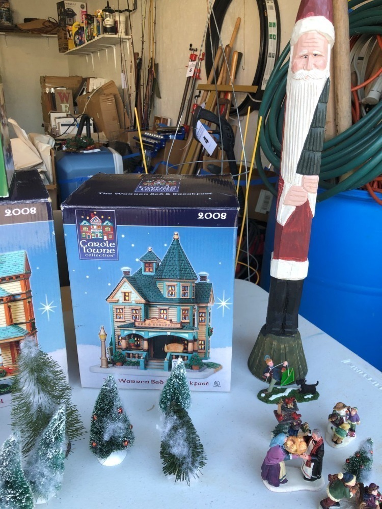 Christmas Figurines and Decorations